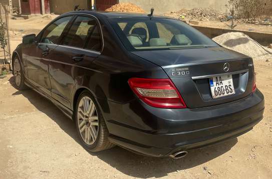 Mercedes-Benz 300 2011 image 4