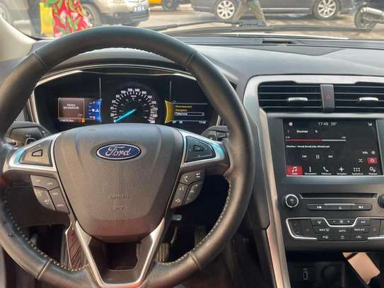 Ford Fusion Blanc Confort Performance Urbaine image 5