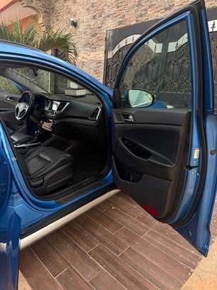 Hyundai Tucson AWD2018 image 9