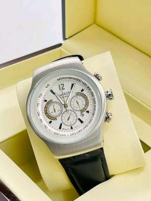 Montre Swatch Authentique pour homme Dakar image 4