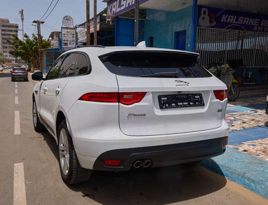 Jaguar F-PACE 2018 – SUV Premium Full Option image 11