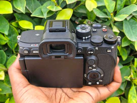 Boîtier nu Sony a7RV (61 MP) très propre image 5