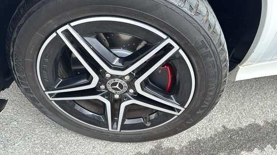 Mercedes Benz class GLE 350 AM image 9