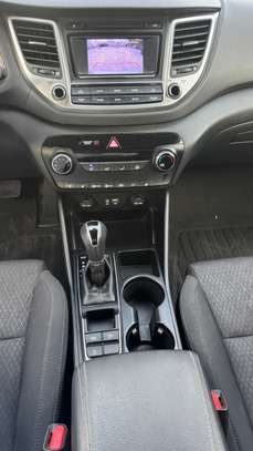 HYUNDAI TUCSON 2018 image 13