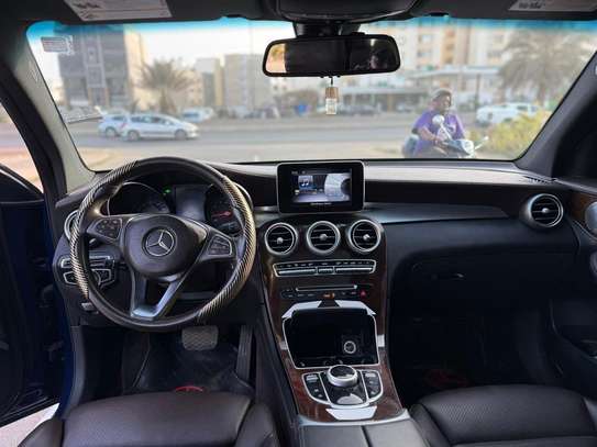 Mercedes gmc 300 image 8