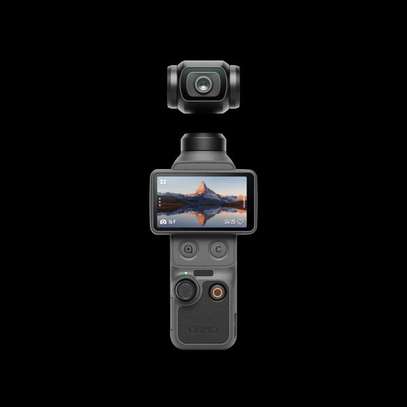 DJI osmo pocket 4 creator combo image 2