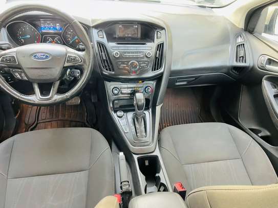 Ford focus  Année 2017 image 3