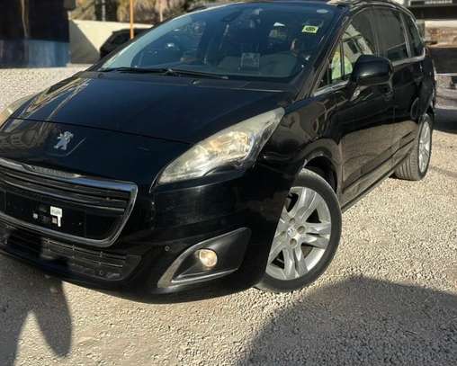 Peugeot 5008 image 6
