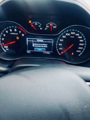Je vends ma Chevrolet Cruze 2017 automatique essence image 4