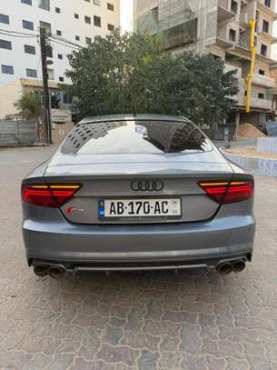 Audi A7 2015 image 9