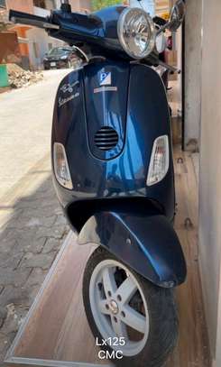 Moto image 2
