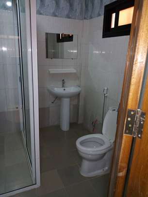 Bel appartement spacieux à louer à Ngor-Almadie image 4