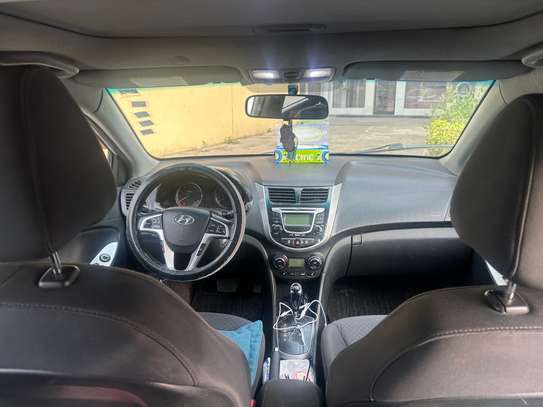 Hyundai accent 2013 image 3