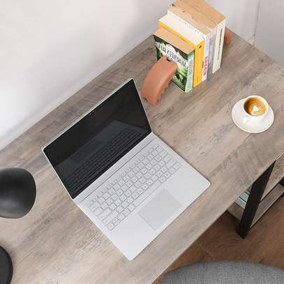 Bureau d'angle bois clair métal noir design épuré image 5