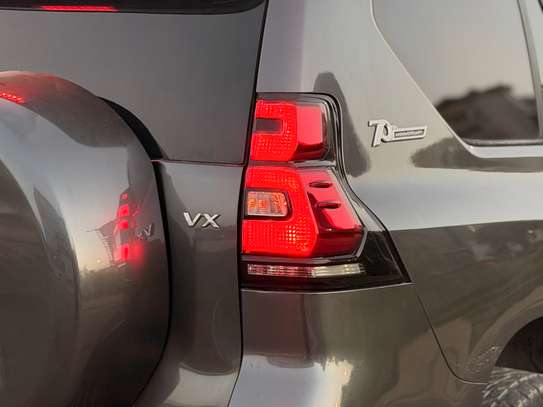 TOYOTA PRADO VX DIESEL 2020 image 7
