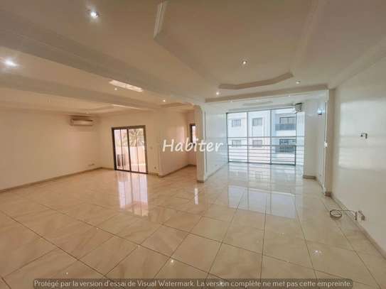 Appartement à louer aux Almadies image 9