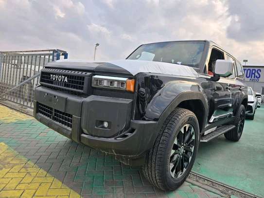 Toyota Land cruiser prado 2025 image 5