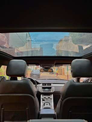 Location Range Rover image 3