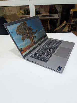 Dell latitude 5450 Intel ultra 7 16g de ram 256 image 3