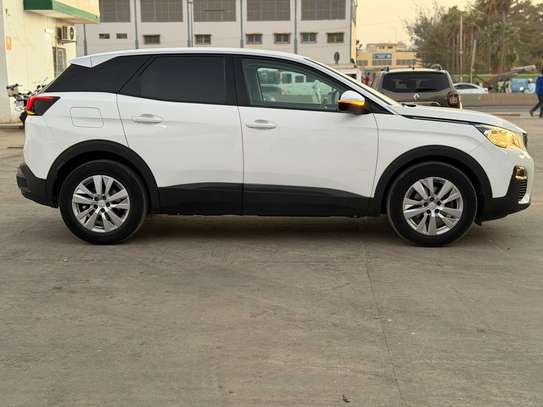 Peugeot 3008 GT diesel image 4