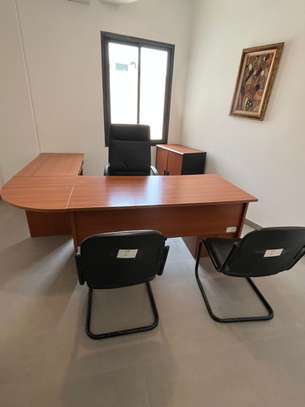 Bureau privé a la Cite Keur Gorgui image 5