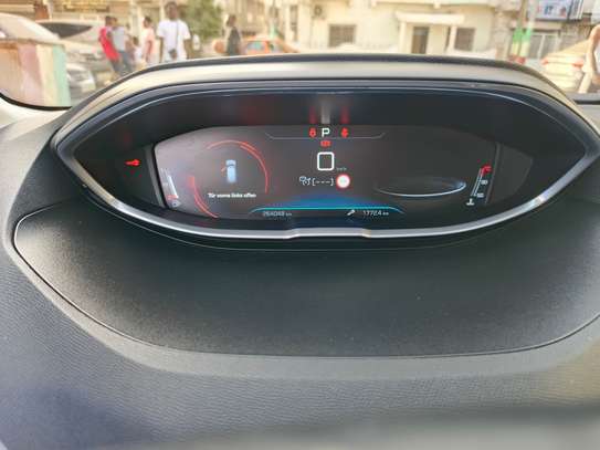 PEUGEOT 3008 2019 image 3
