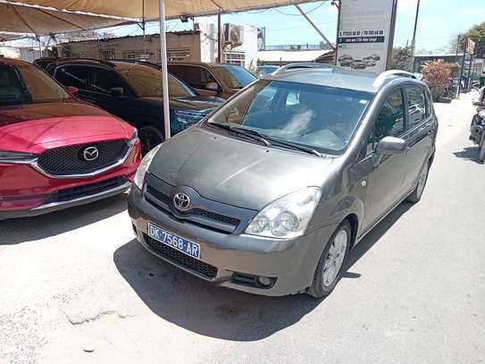 Toyota verso 7 places diesel image 2