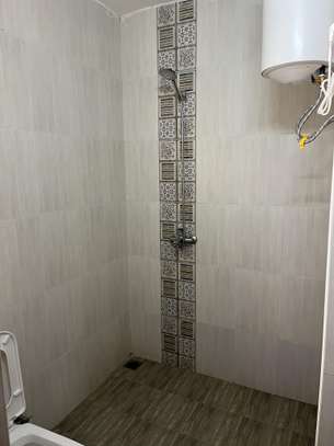 APPARTEMENT MEUBLE F4 A LOUER A DIAMNIADIO image 8