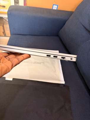 Dell Pro 14 Ultra 5 2-in-1 Azerty (2026) image 3