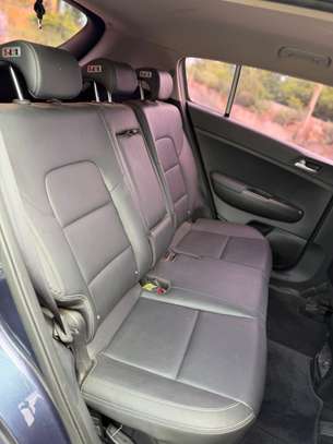 Kia Sportage image 10
