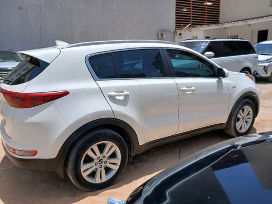 Kia sportage essence automatique image 2