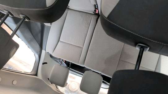 Clio 3 2012 image 3