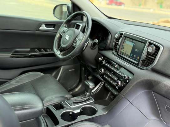 KIA sportage limited image 9