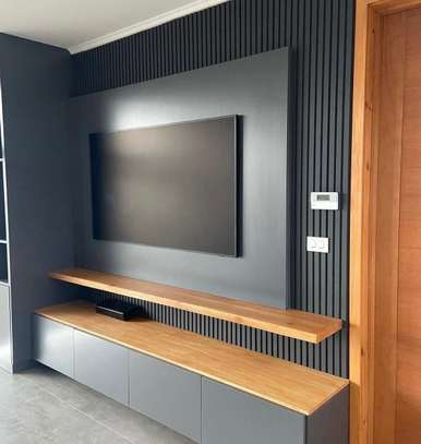 Meuble TV mural design LED blanc effet marbre image 3