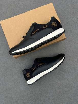 Timberland baskets noires détails dorés antidérapantes image 12