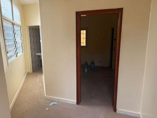 STUDIO A LOUER HLM GRAND YOFF image 4