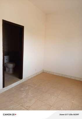 Diamnadio, villa à louer image 7
