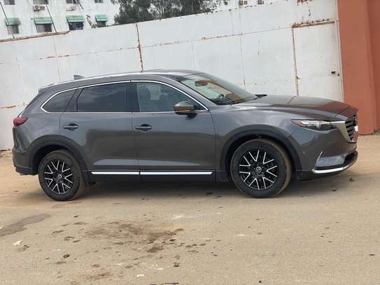 Mazda cx-9 GT image 4