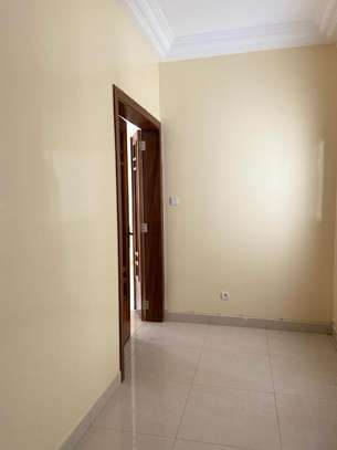 Appartement F4 à Keur Gorgui image 7