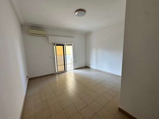 Appartement à louer F4 résidence axa image 2