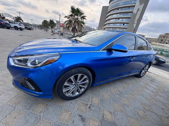 Hyundai sonata image 6