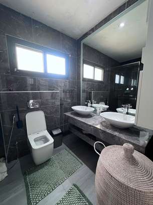Appartement spacieux lumineux avec grand séjour ouvert image 5