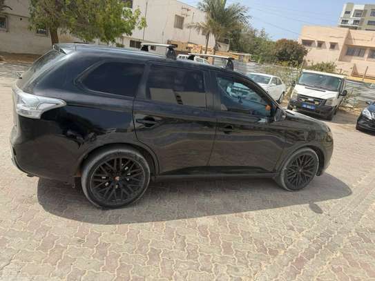 Mitsubishi outlander 2015 image 6