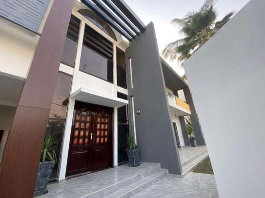 Magnifique villa à louer Almadies image 13