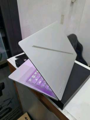 ASUS ROG ZEPHYRUS G14 GA403 image 4