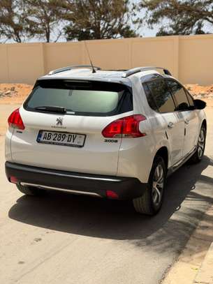 Peugeot 2008  Année 2016 image 4