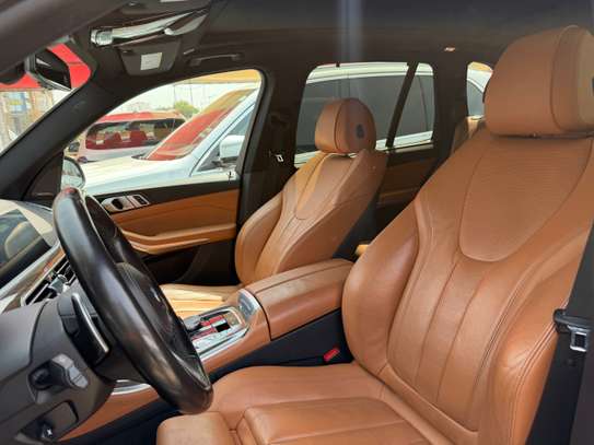 Bmw x5 xdrive 40i pack M image 8