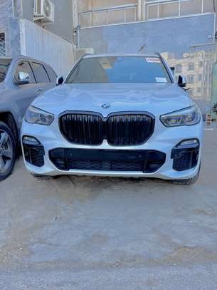 BMW X5 image 2