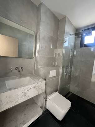 Appartement F4 à louer aux almadies image 9