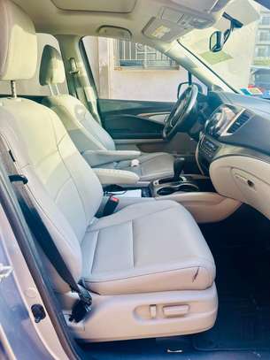 Honda pilot année 2017 avec 8 places image 5